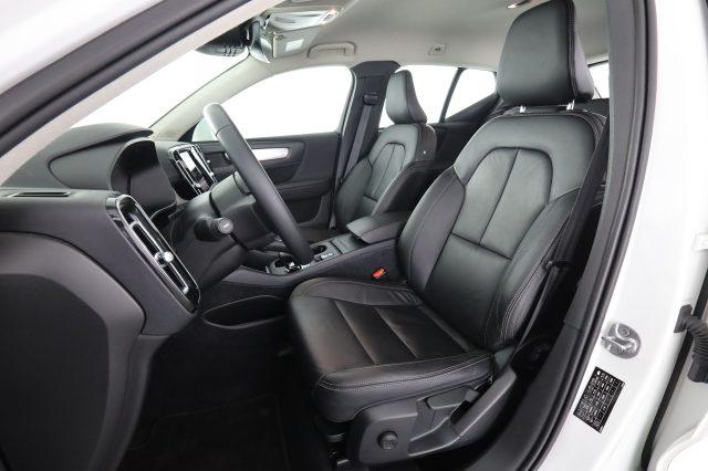 VOLVO XC40 XC40 T2 Geartronic Momentum Pro