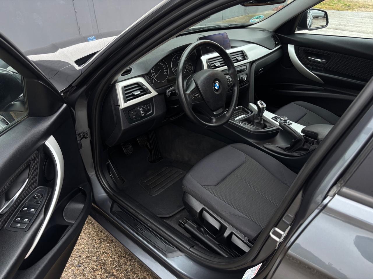BMW 320d 2.0D 163cv . Garanzia 12 mesi
