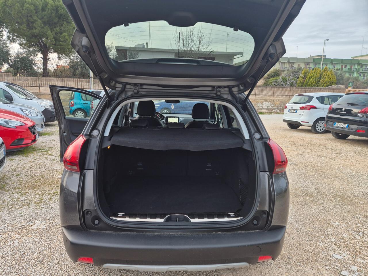 Peugeot 2008 BlueHDi 100 Allure