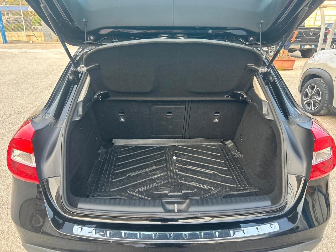 Mercedes GLA 180 d 2017