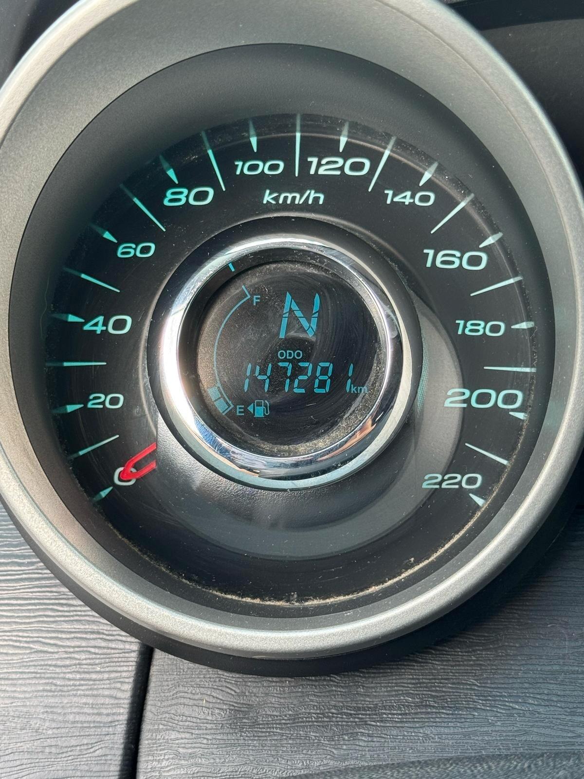 Mahindra XUV500 2.2 16V AWD W8 N1