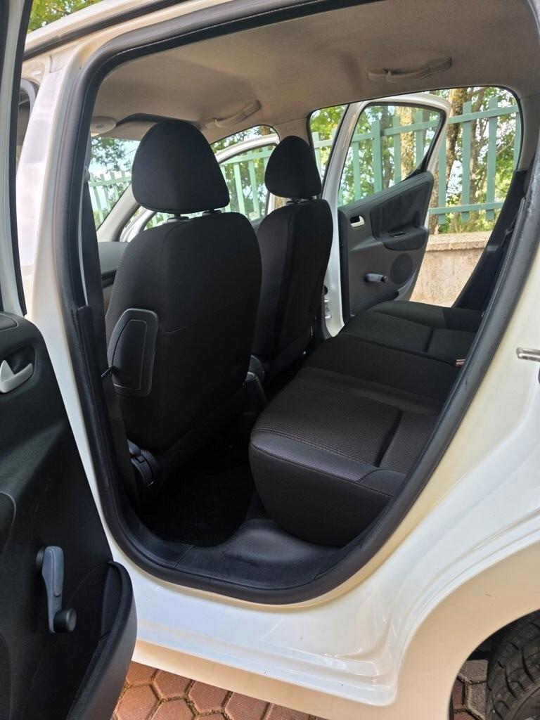 Peugeot 207 1.4 HDi 70CV 5p. Energie neopatentati
