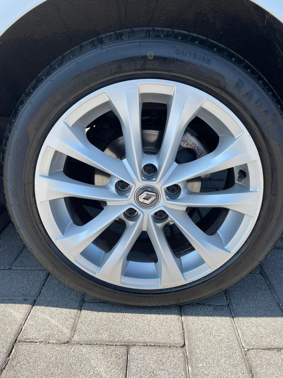 Renault Mégane Sporter Blue dCi 115 CV EDC Duel2 AUTOMATICA 12 MESI GARANZIA