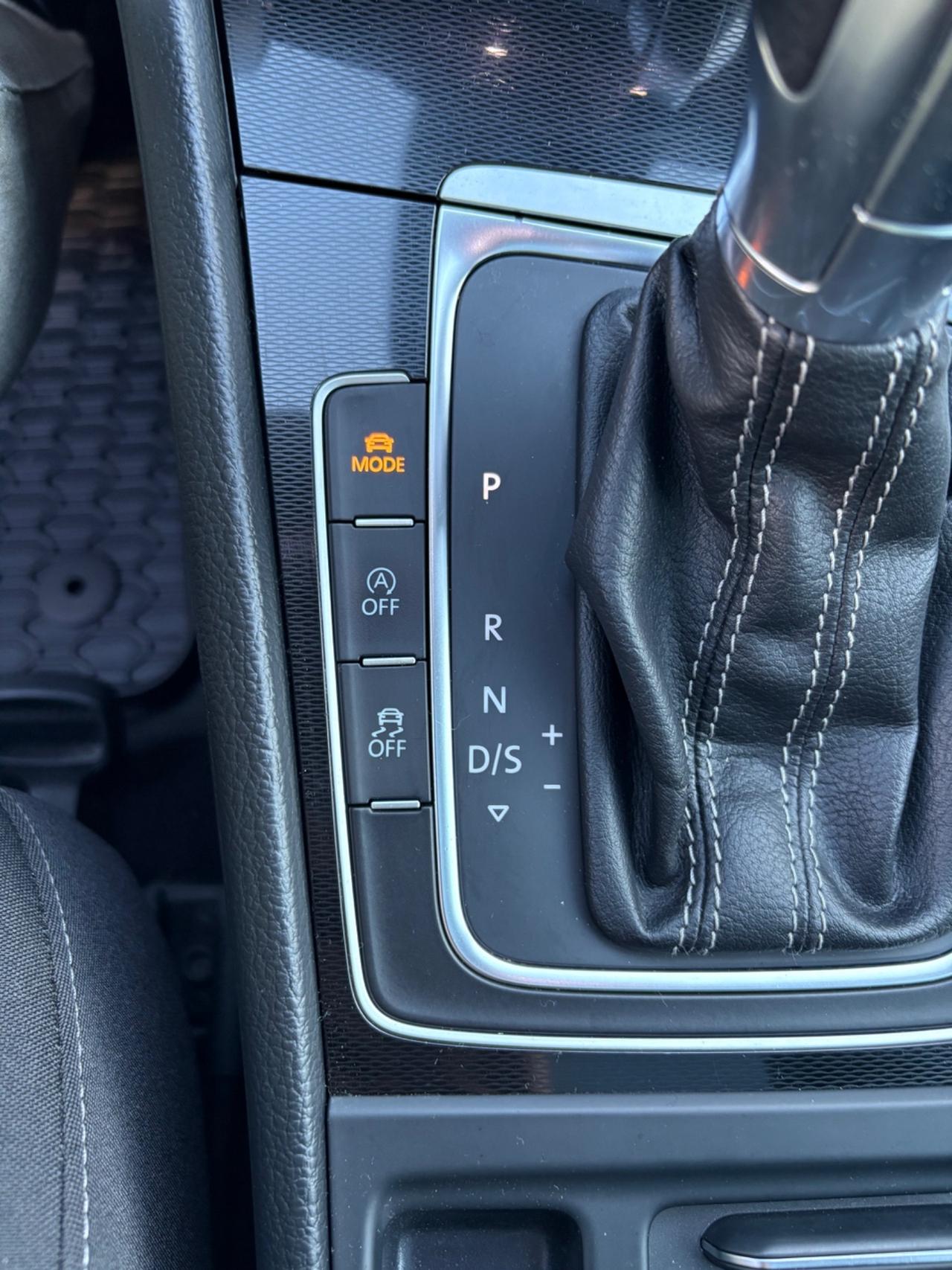 Volkswagen Golf GTD 2.0 TDI DSG 5p.