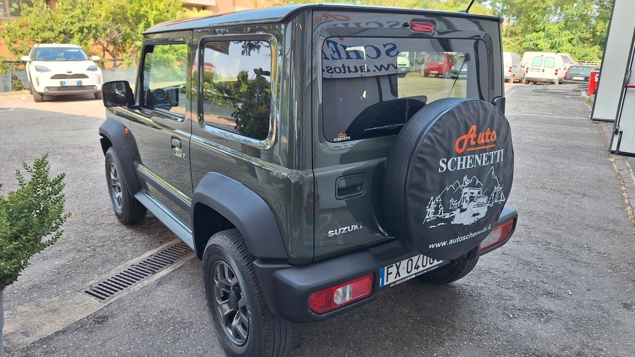 Suzuki Jimny 1.5 5MT Top