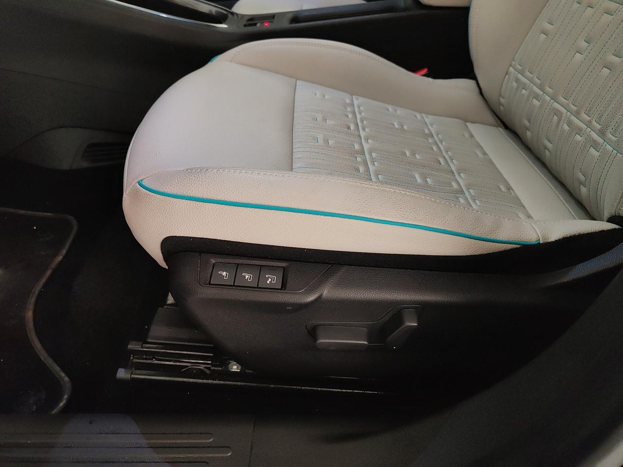 Fiat 600 Hybrid 100 CV DCT MHEV La Prima