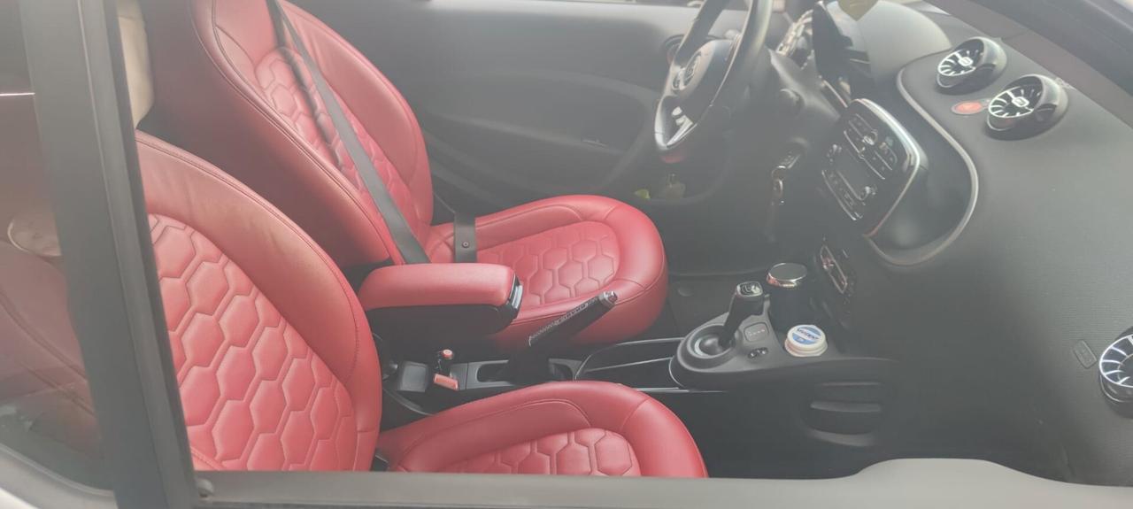 Smart ForTwo 70 1.0 BRABUS Style
