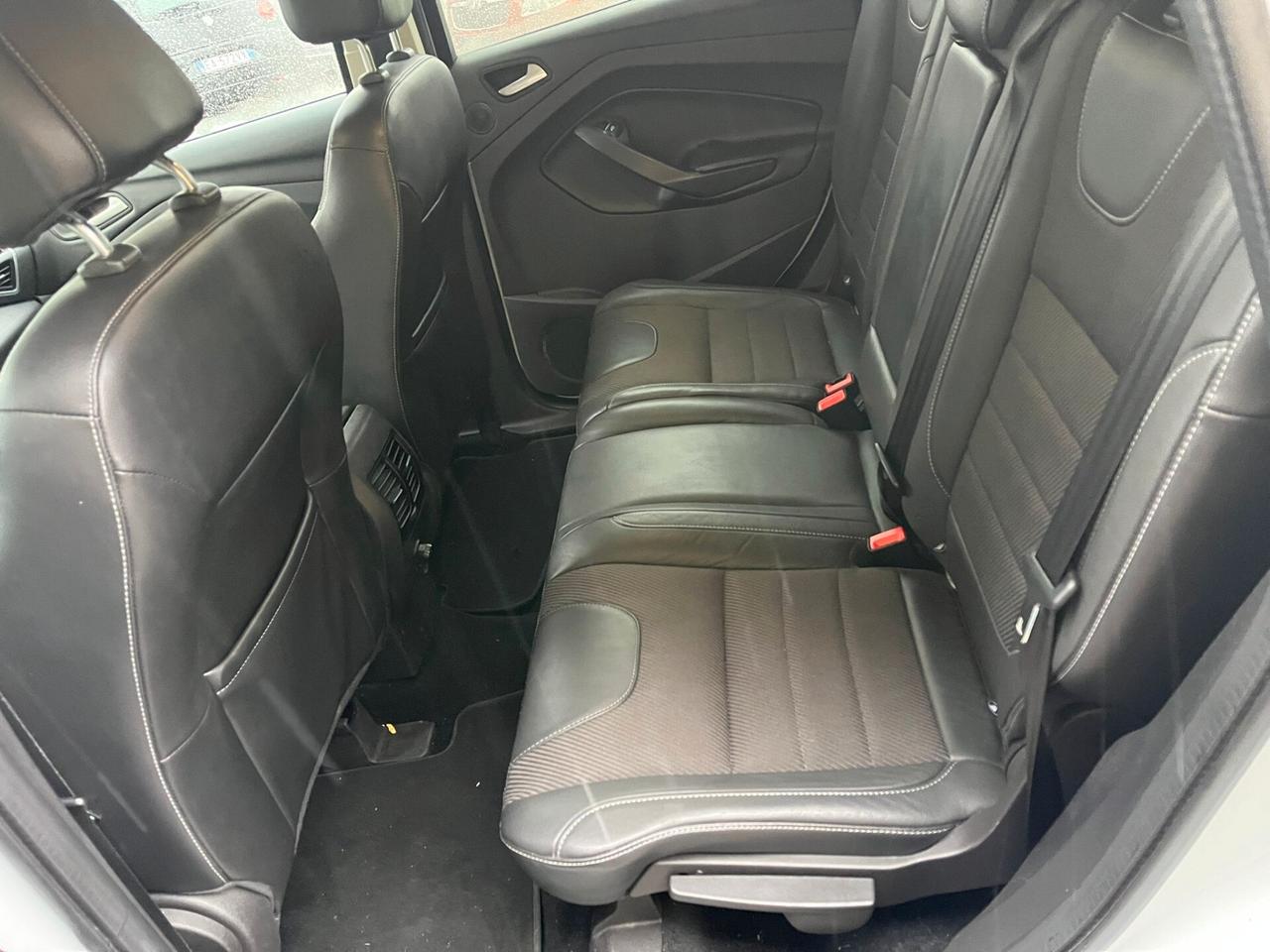 Ford Kuga 2.0 TDCI 150 CV S&S 4WD Powershift Titanium X