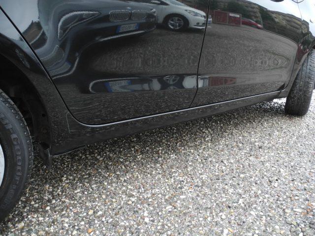 TOYOTA Yaris 1.4 D-4D DPF 5p. 6M - OK NEOPATENTATI - DA VETRINA