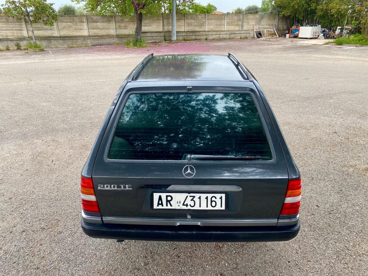Mercedes-benz E 200 MERCEDES E 200 W124 TE