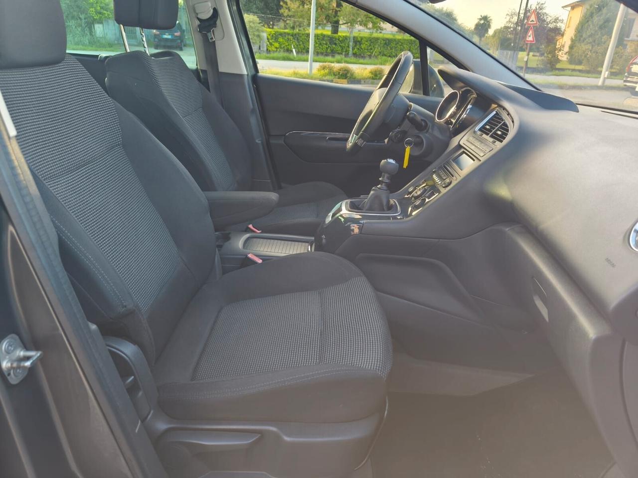 Peugeot 5008 1.6 THP 156CV Féline (Accetto Permute)