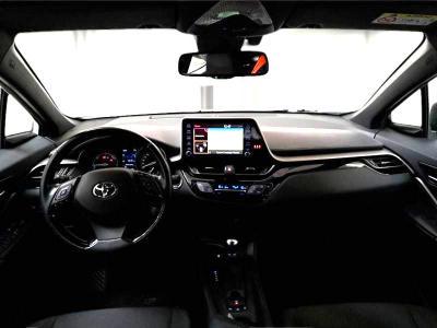 Toyota C-HR 1.8h Business e-cvt