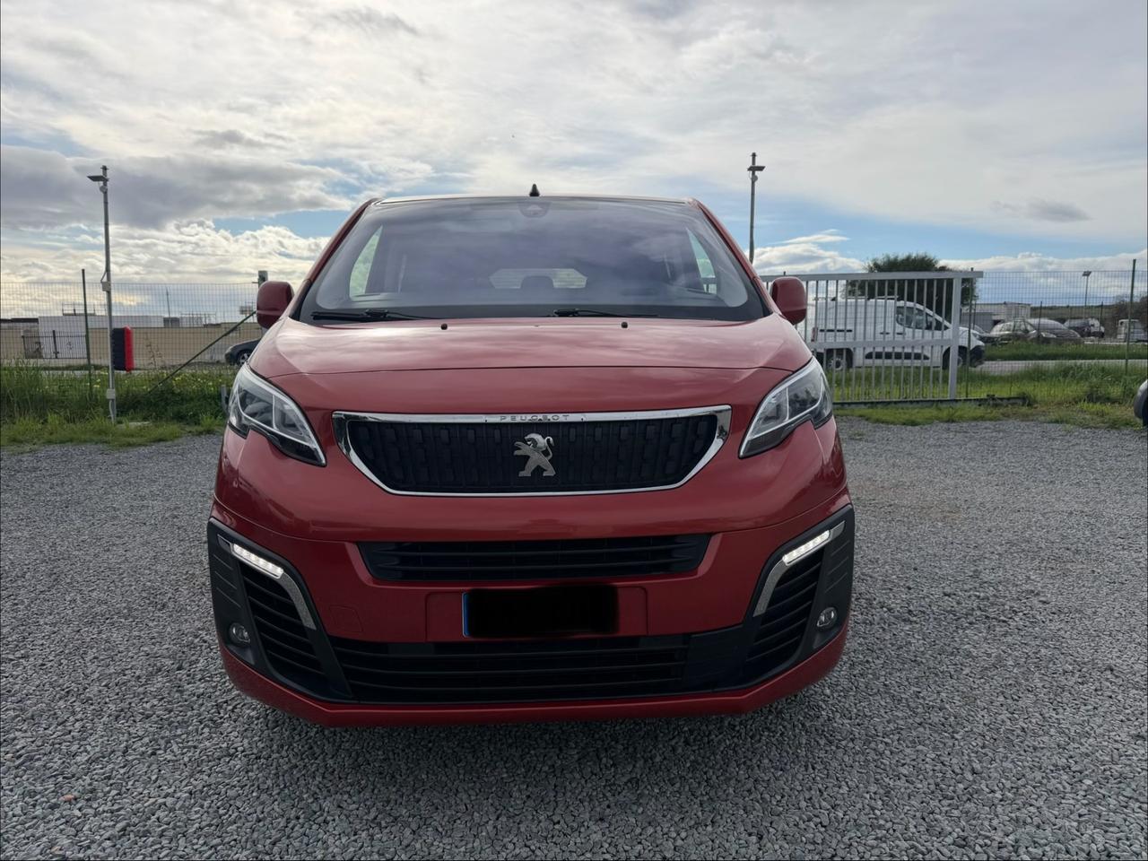 Peugeot Traveller 2.0 HDi 8 POSTI FULL AUTOMATICO GARANZIA