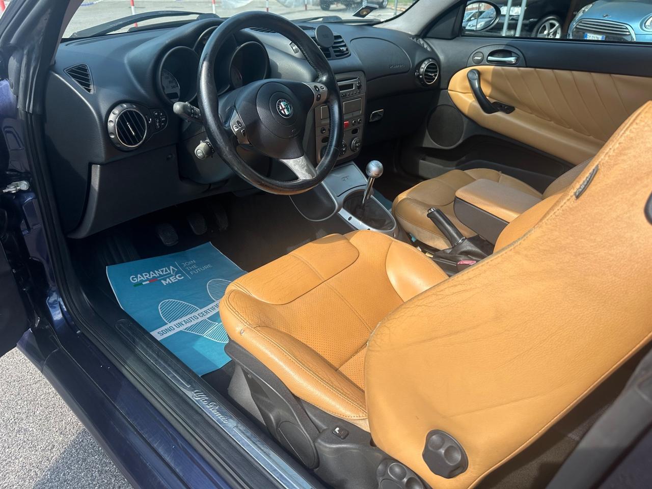 Alfa Romeo GT 2.0 JTS 16V Luxury