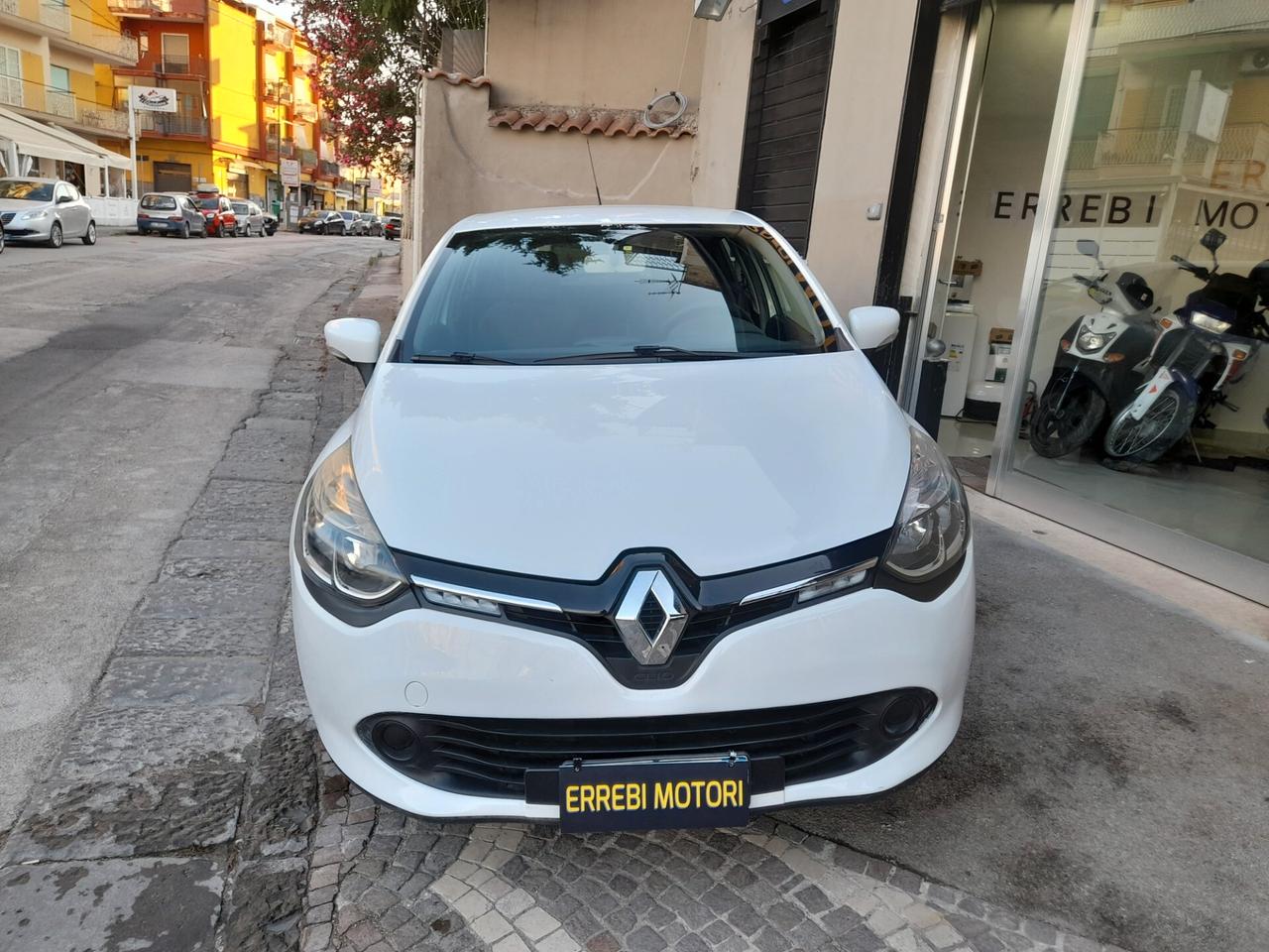 Renault Clio 1.2 75CV GPL 5 porte
