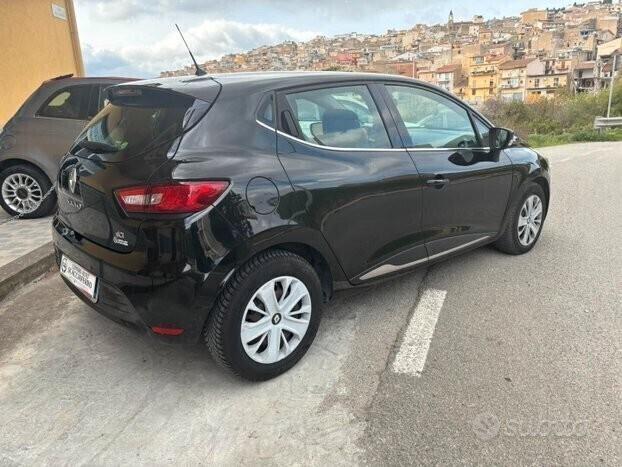 Renault Clio dCi 8V 75CV Start&Stop 5 porte Energy Zen