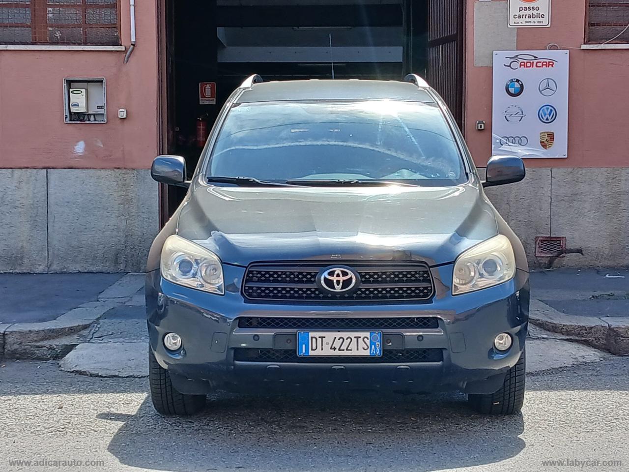 TOYOTA RAV4 2.2 D-4D 136 CV