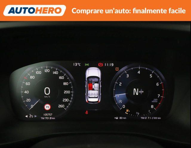 VOLVO XC40 T3 Momentum