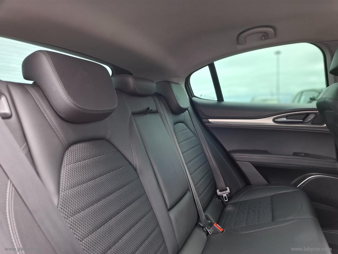 ALFA ROMEO Stelvio 2.2 T.diesel 190CV AT8 RWD Bus.