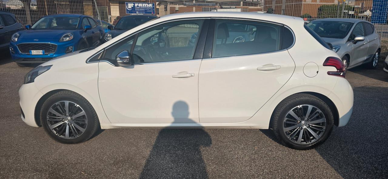 Peugeot 208 1.6 e-HDi 92 CV Stop&Start 5 porte Allure