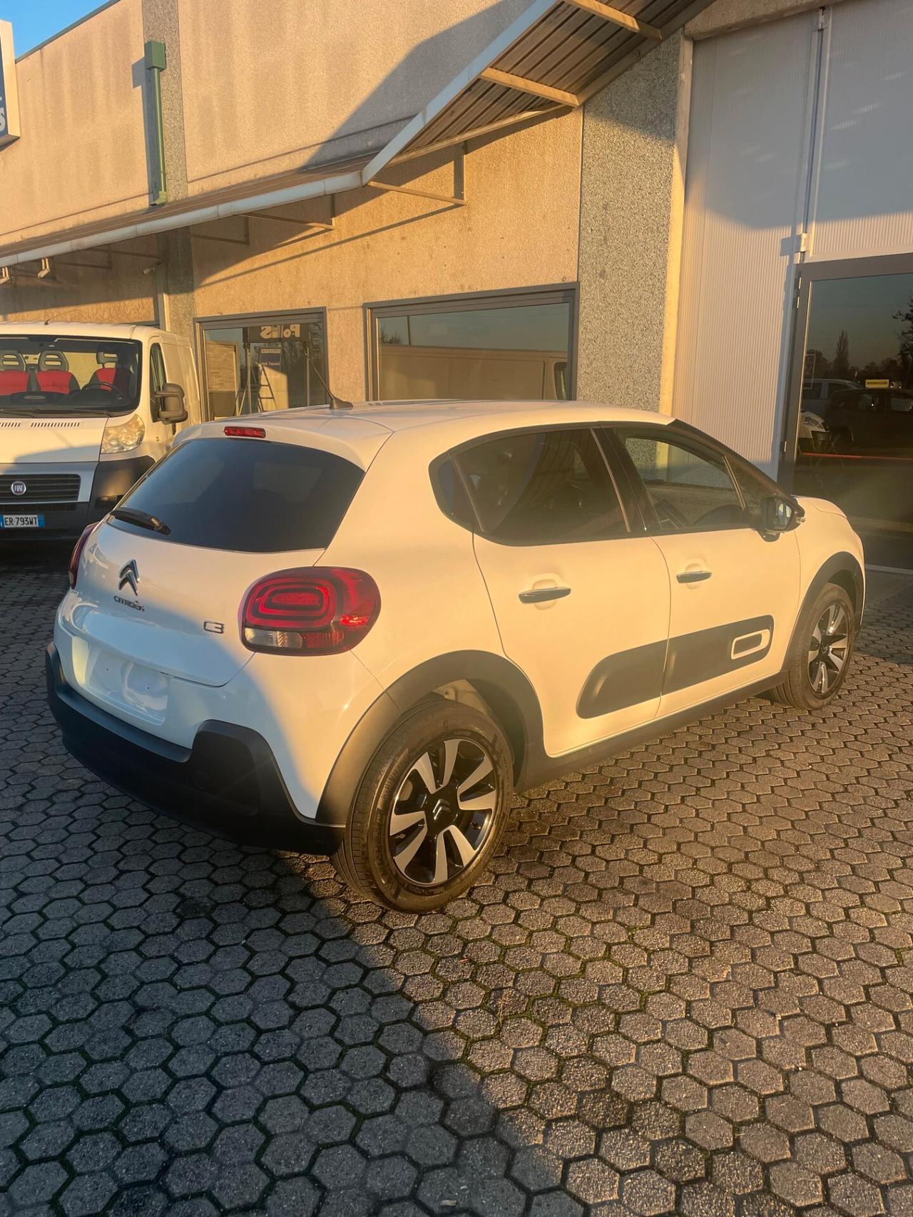 Citroen C3 PureTech 83CV Shine