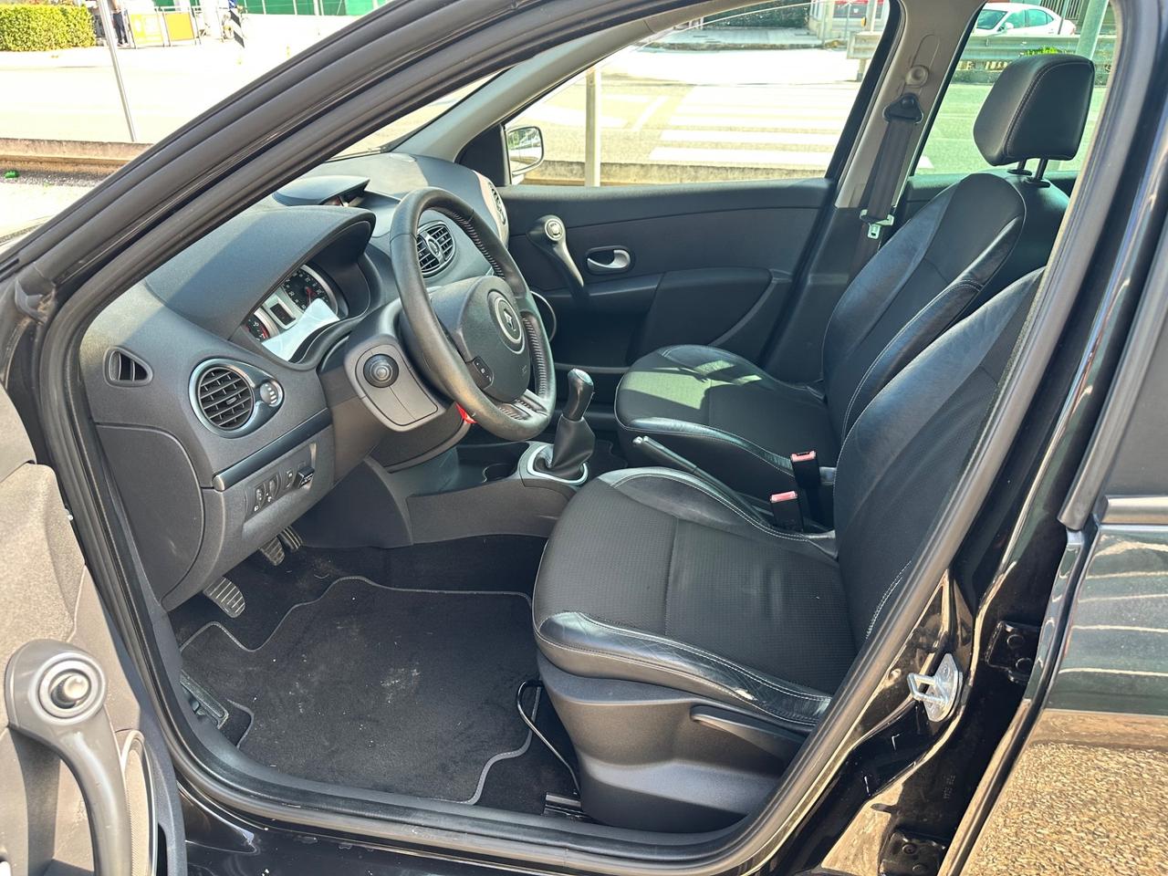 Renault Clio 1.2 16V 5 porte Le Iene metano