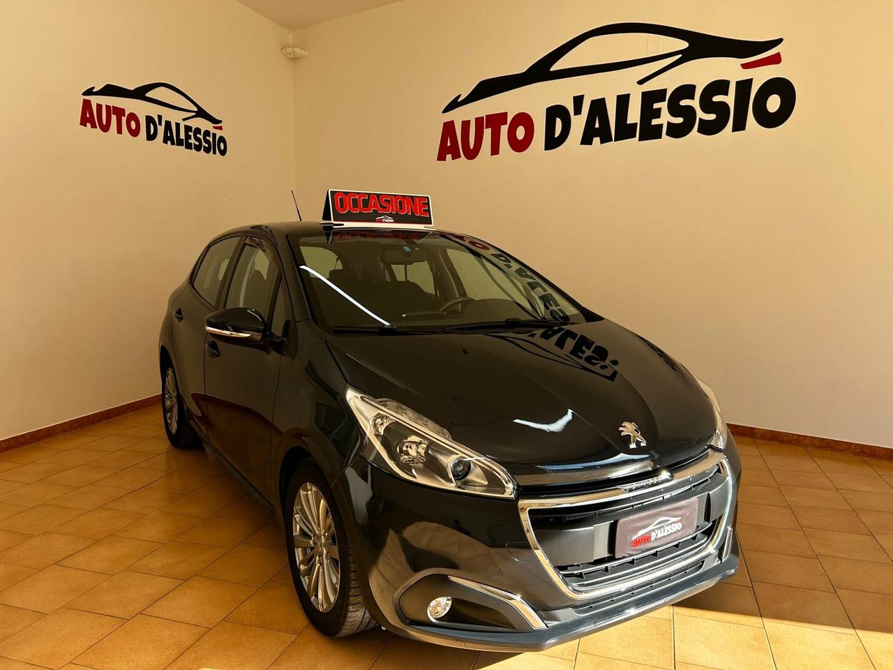 Peugeot 208 PureTech 82 Stop&Start 5 porte Signature