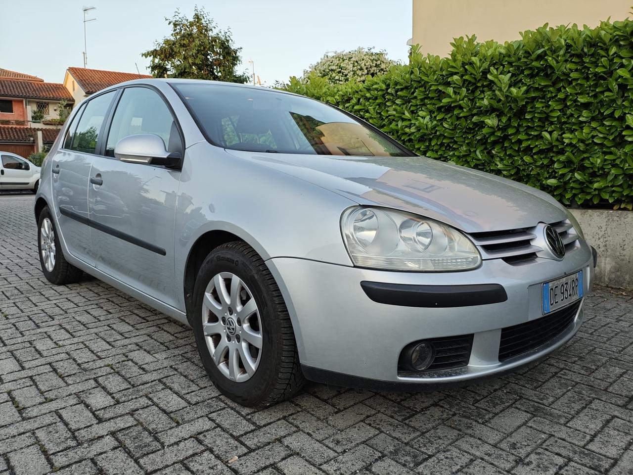 Volkswagen Golf 1.6 5p. Comfortline