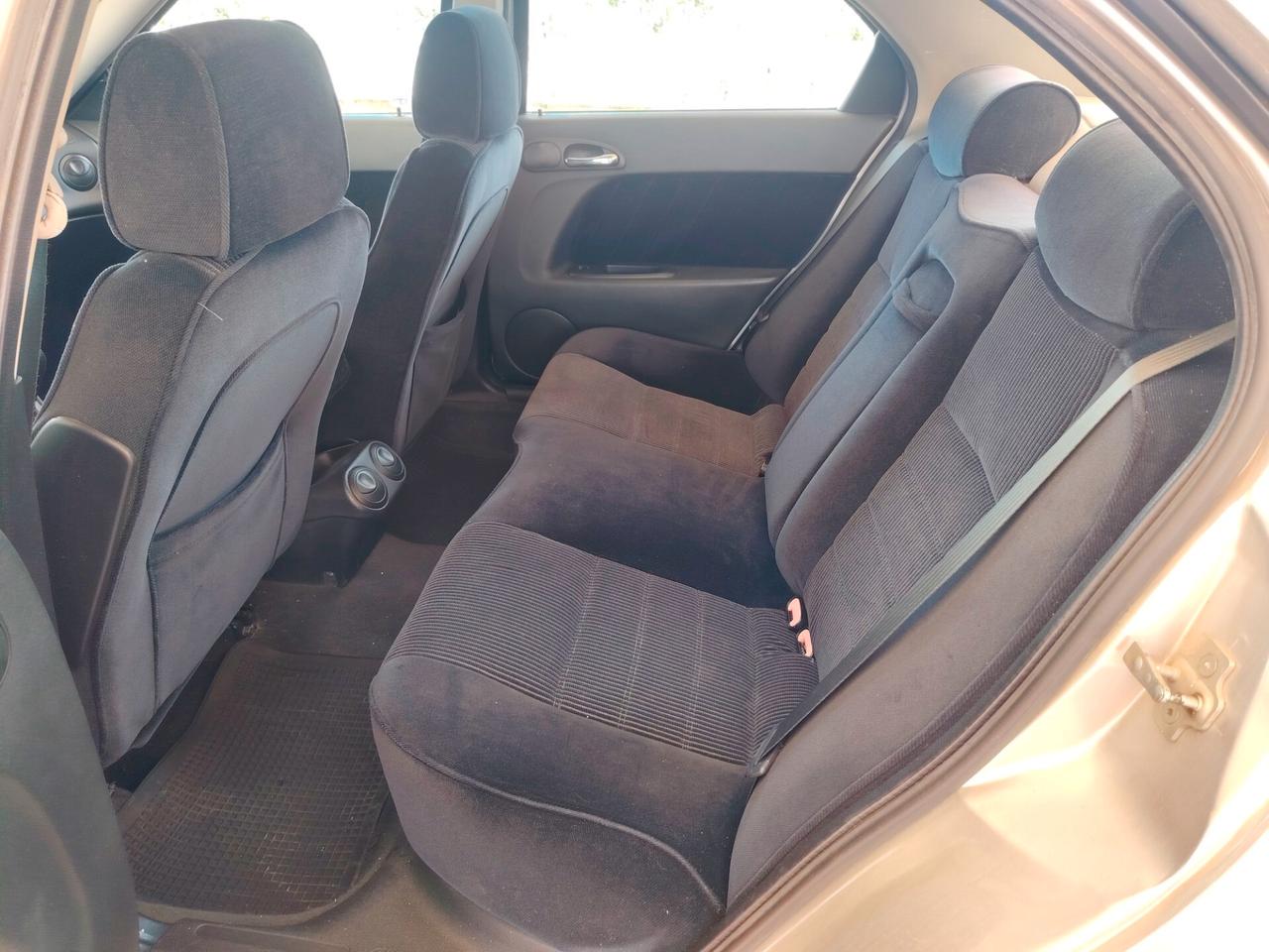 Alfa Romeo 156 1.6i 16V Twin Spark cat Progression