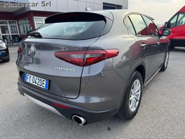 ALFA ROMEO Stelvio 2.2 t Business Q4 190cv AT8 auto - FY042DE