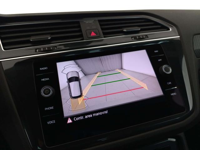 Volkswagen Tiguan Tiguan II 2021 2.0 tdi R-Line 150cv dsg
