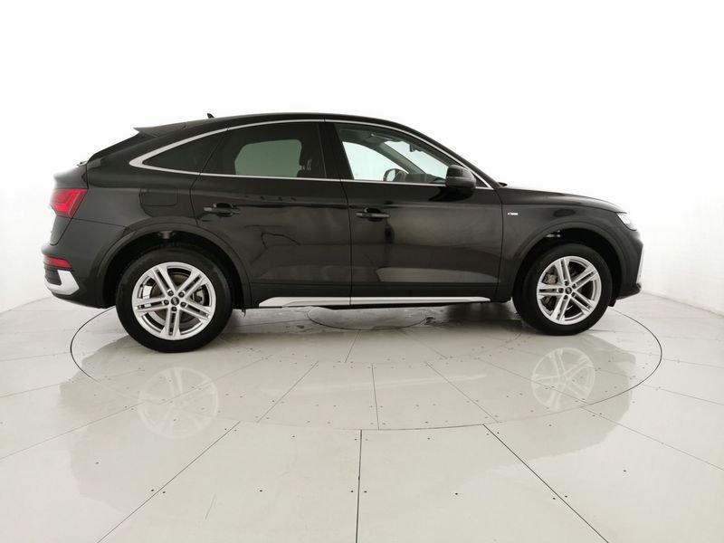 Audi Q5 Sportback 40 2.0 tdi mhev 12V S line quattro s-tronic