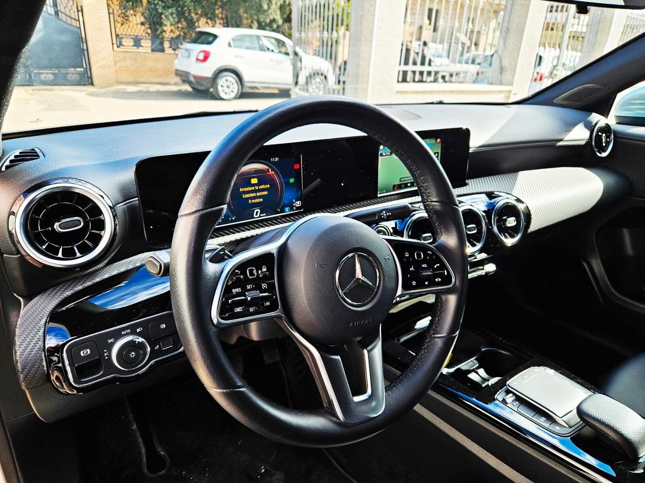 Mercedes-benz A 180 A 180 d Automatic Premium