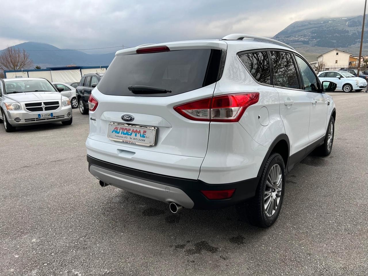 Ford Kuga 2.0 TDCI 140 CV 4WD Powershift Titanium