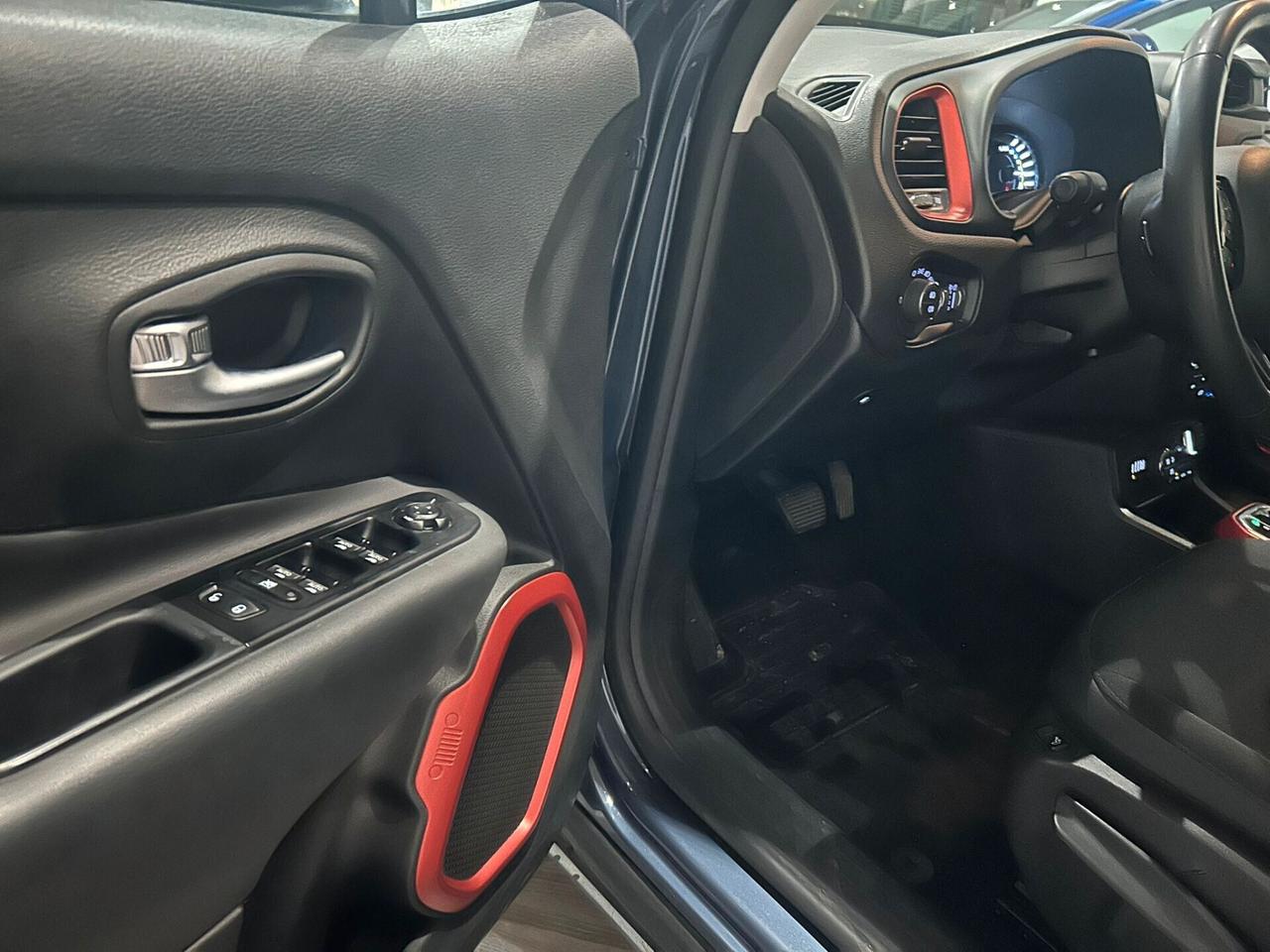 Jeep Renegade 1.3 T4 190CV PHEV 4xe AT6 TRAILHAWK