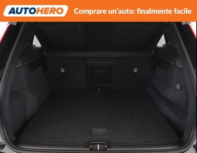 VOLVO XC40 D3 Geartronic Momentum