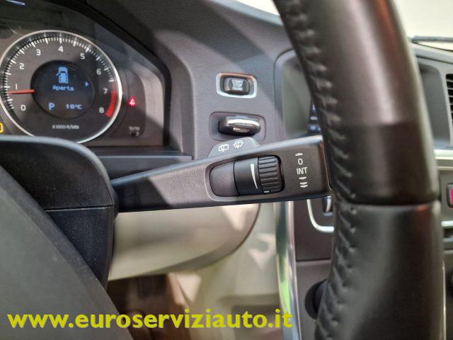VOLVO V60 T3 Powershift Kinetic