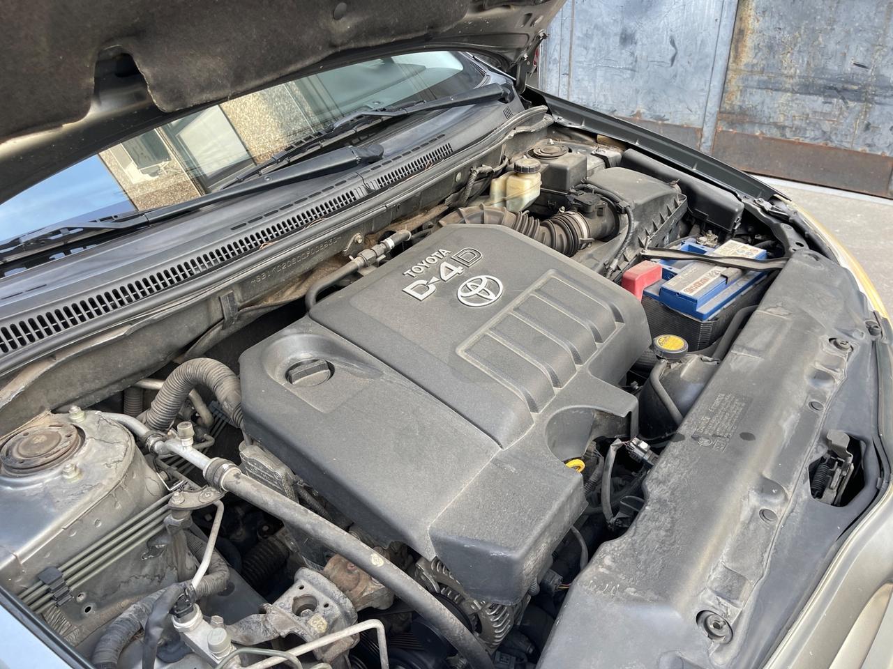 Toyota Corolla 1.4 D-4D M-MT 5p uni prop