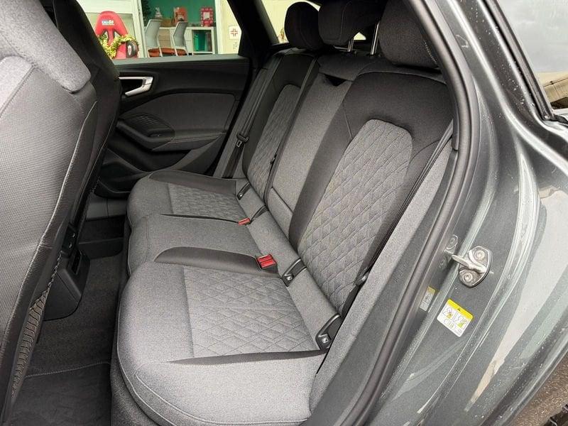 Audi A5 A5 Avant TFSI 110 kW S tronic S Line edition