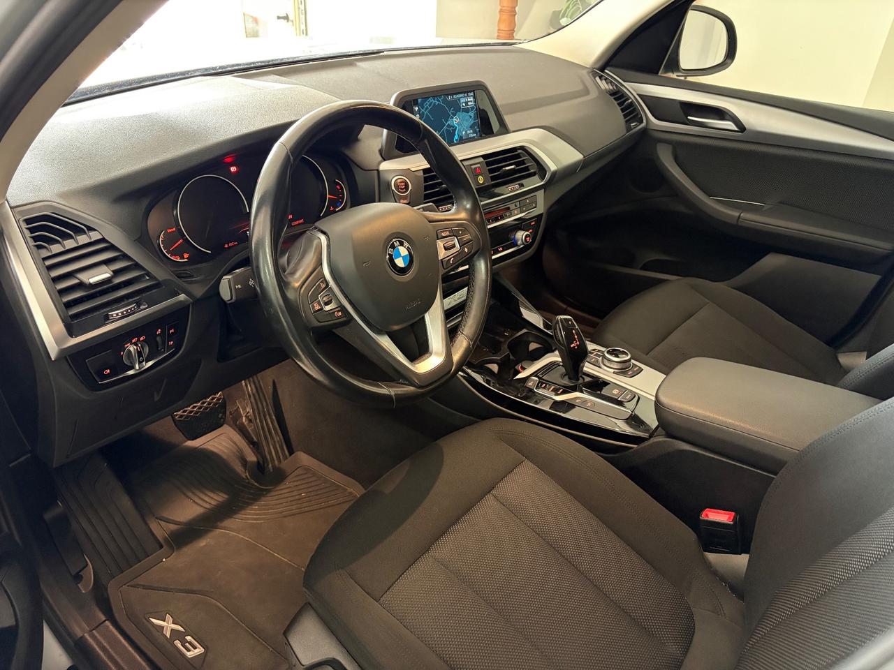 BMW X3 XDRIVE 20d BUSINESS ADVANTAGE