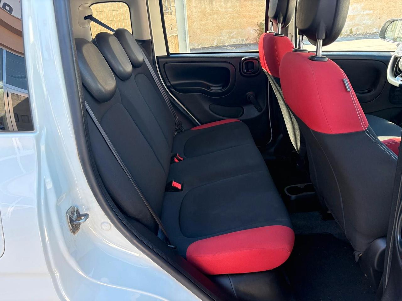 Fiat Panda 1.2 Easy 69CV 5 posti