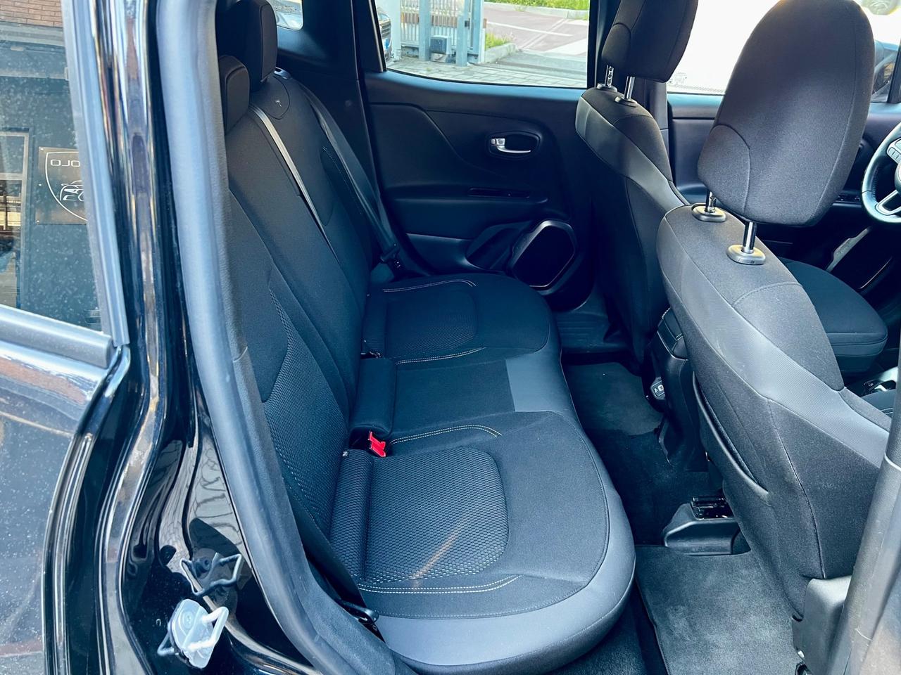 Jeep Renegade 1.6 Mjt DDCT 120 CV Limited black