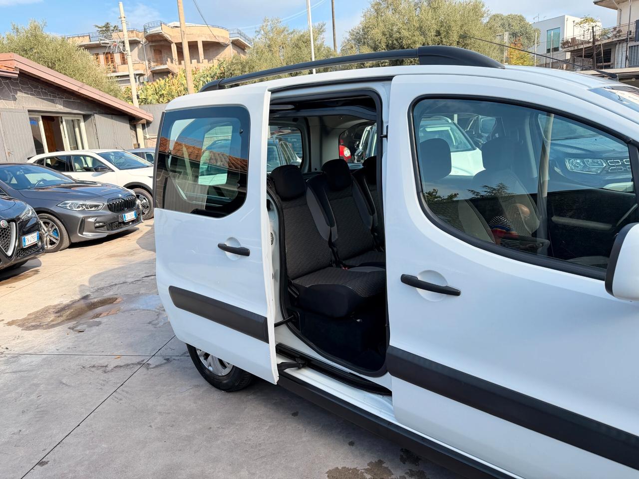 Peugeot Partner Tepee 1.6 HDi 92CV Outdoor