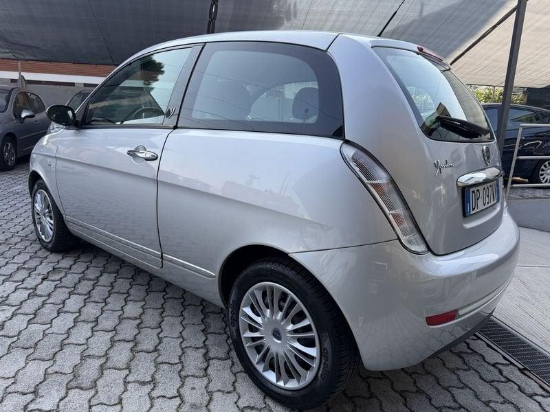 Lancia Ypsilon Ypsilon 1.2 8v Oro Plus IDONEA NEOPATENTATI