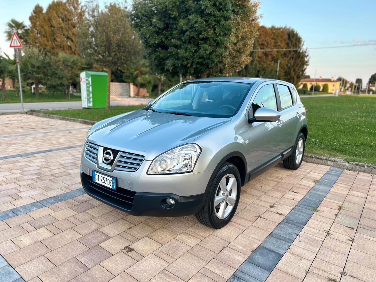 Nissan Qashqai 2.0 dCi DPF Tekna