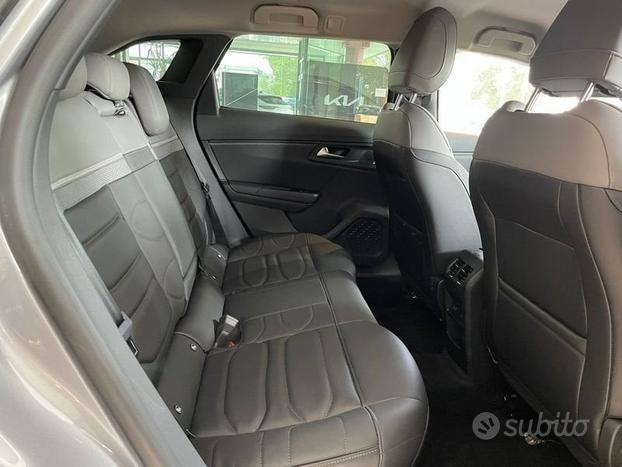 Citroën C5 X Hybrid 225 E-EAT8 Shine