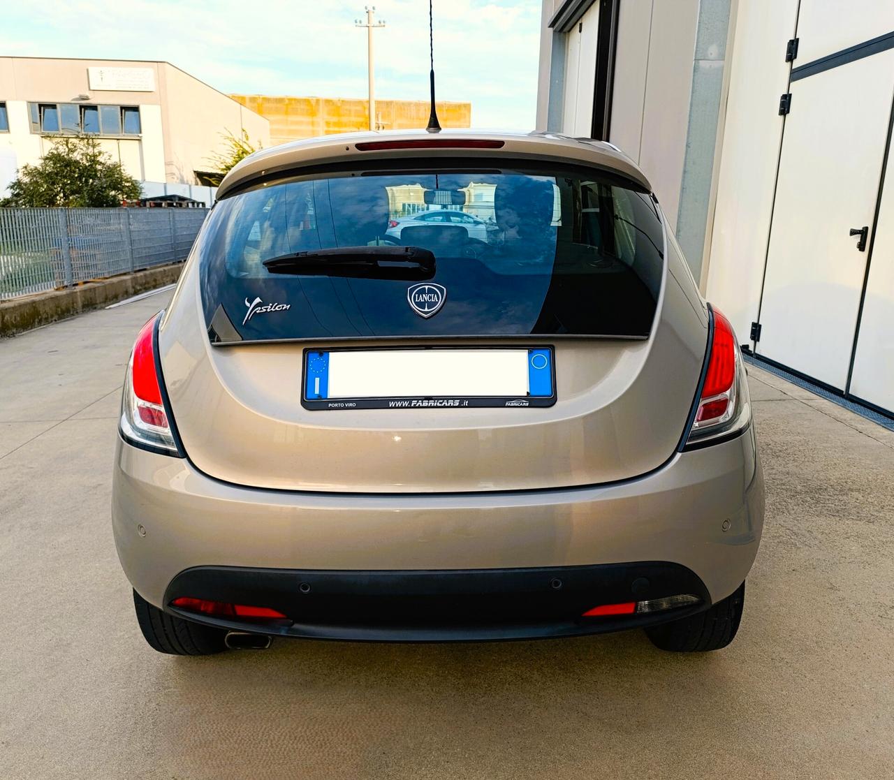 Lancia Ypsilon 1.2 69 CV 5 porte GPL Ecochic 30th Anniversary - Ok Neopatentati