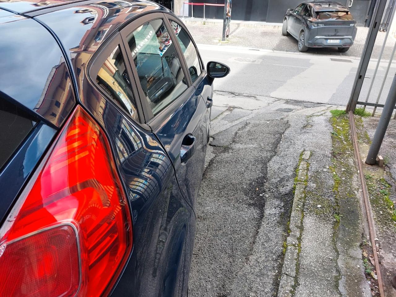 Ford Fiesta 1.4 5p. GPL Business (GPL di serie)