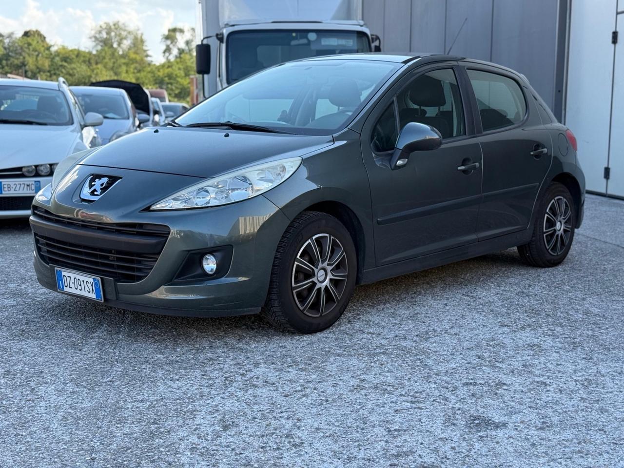 Peugeot 207 1.4 8V 75CV 5p. X Line ECO GPL