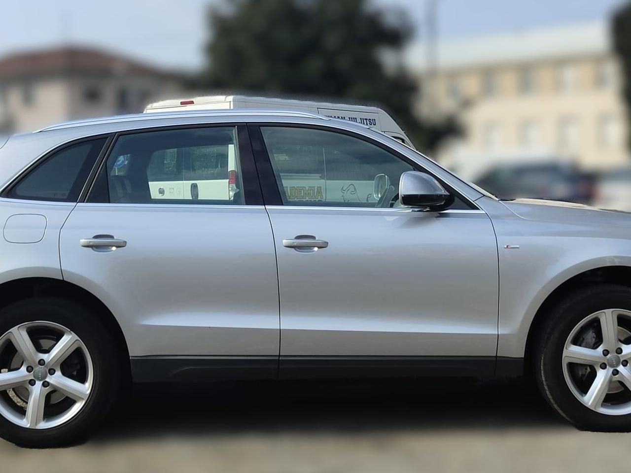 Audi Q5 3.0 TDI S Line #9625